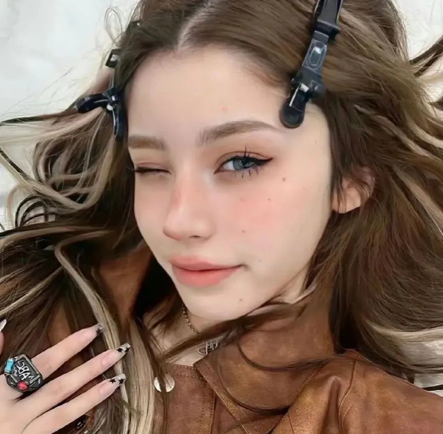 慈母骄儿